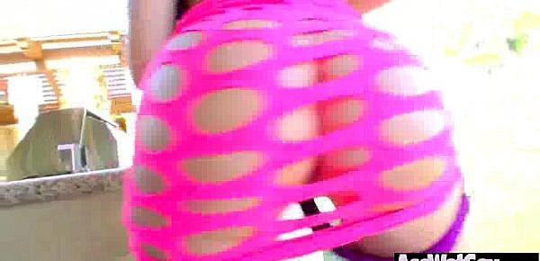  Big Curvy Butt Girl (britney amber) Get It Deep In Her Behind video-10